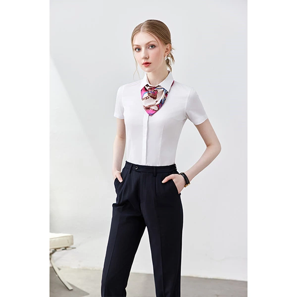 How to pair women's trousers with tops in suit dressing